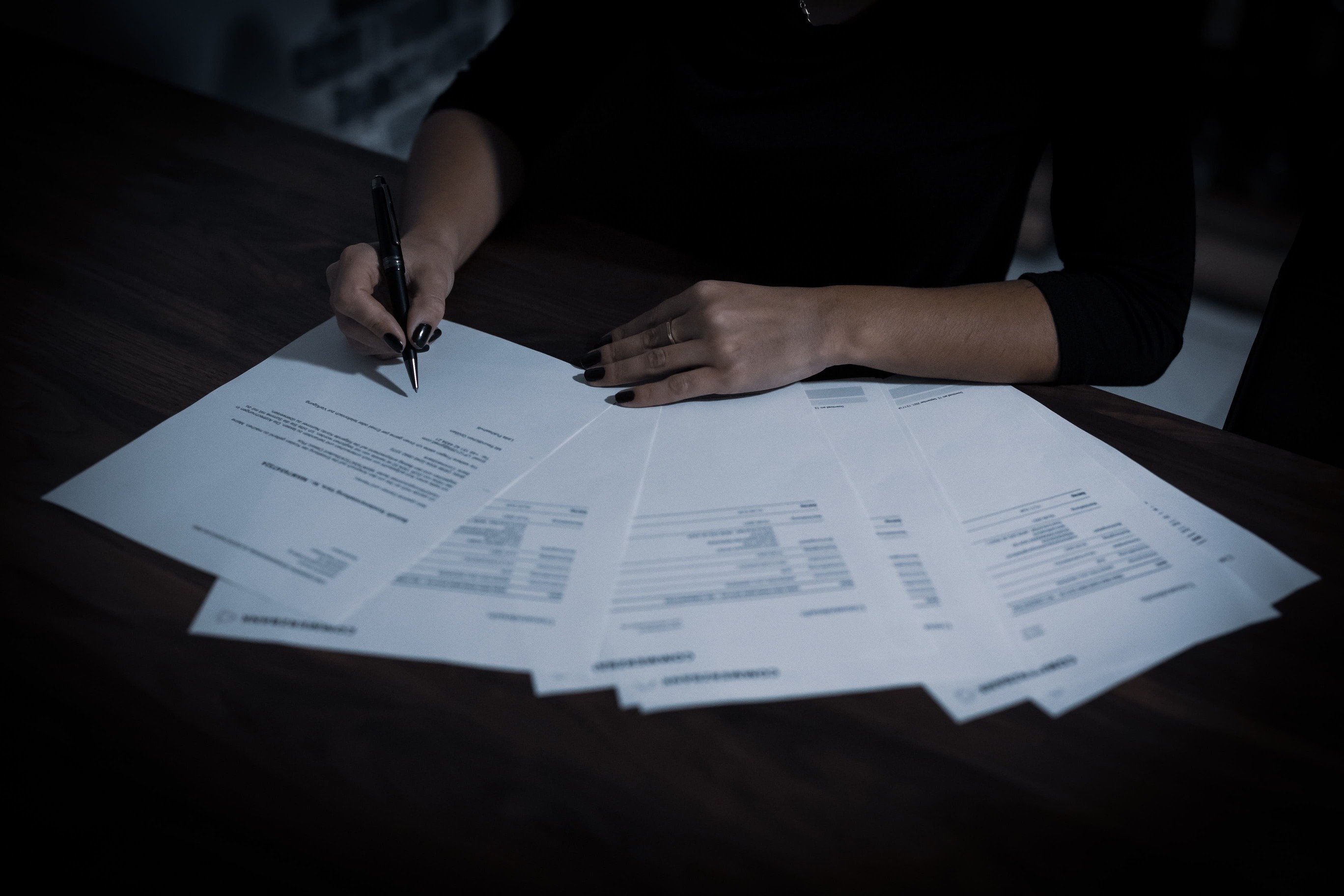 Mercantil y contratos -Asesoramos a empresas extranjeras en su implementación en España, así como en su relación diaria en todo tipo de actividad comercial.